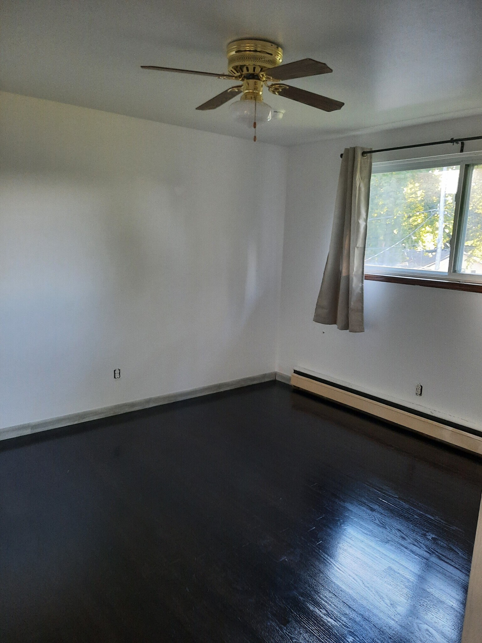 Building Photo - 5830 Balsam Rd