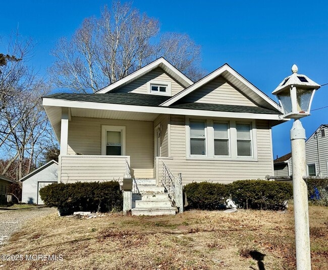 Primary Photo - 139 Otis Ave