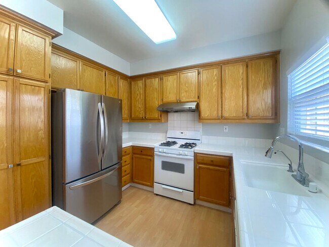 Building Photo - Condo for rent! Downtown Liberty Common Co...