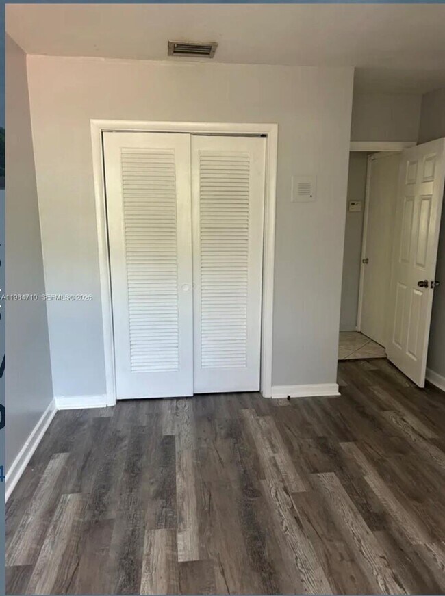 Building Photo - 14365 NW 15th Dr