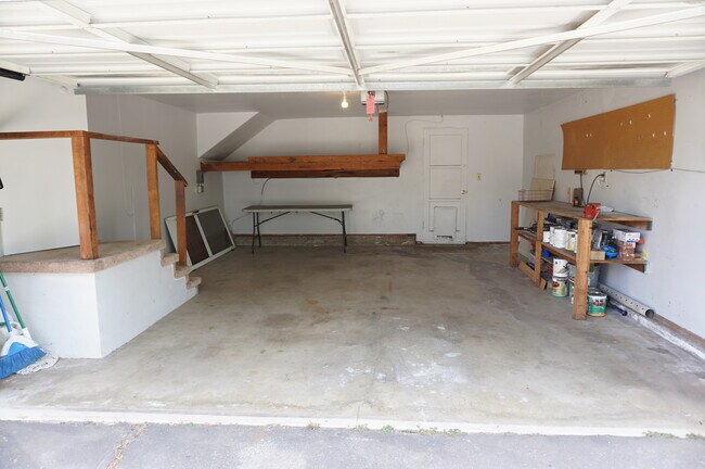 Building Photo - 3153 Orange Ave