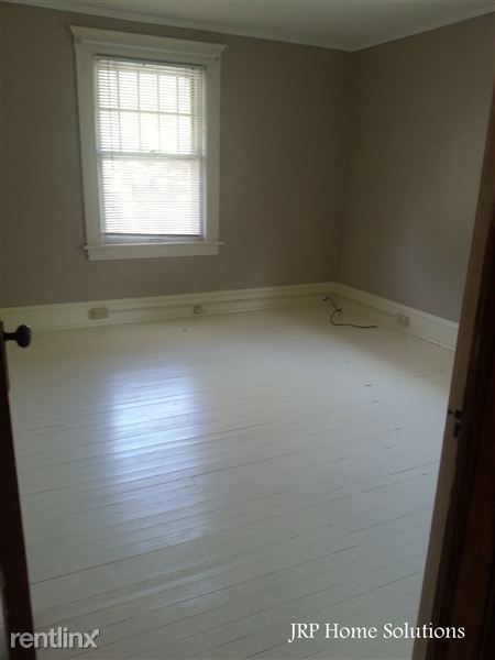 Building Photo - 306 Ellery Ave