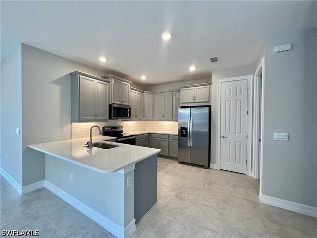 Building Photo - 842 Enbrook Lp