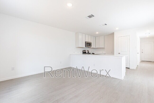 Building Photo - 6749 Marble Rdg