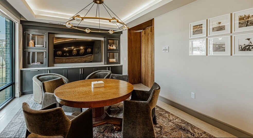 Building Photo - 125 Larkspur Park Blvd