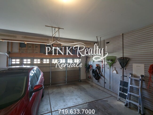 Building Photo - 7845 Silver Maple Ln