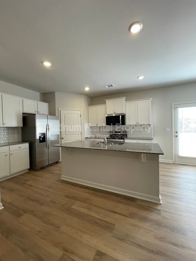 Building Photo - 56 Rustin Rdg