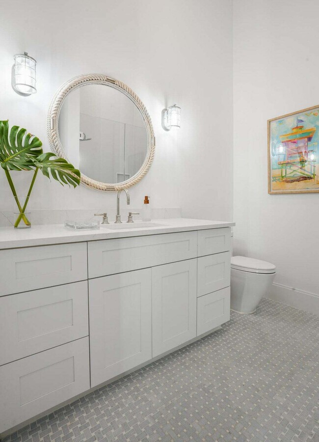 Building Photo - 19471 Harbor Rd S