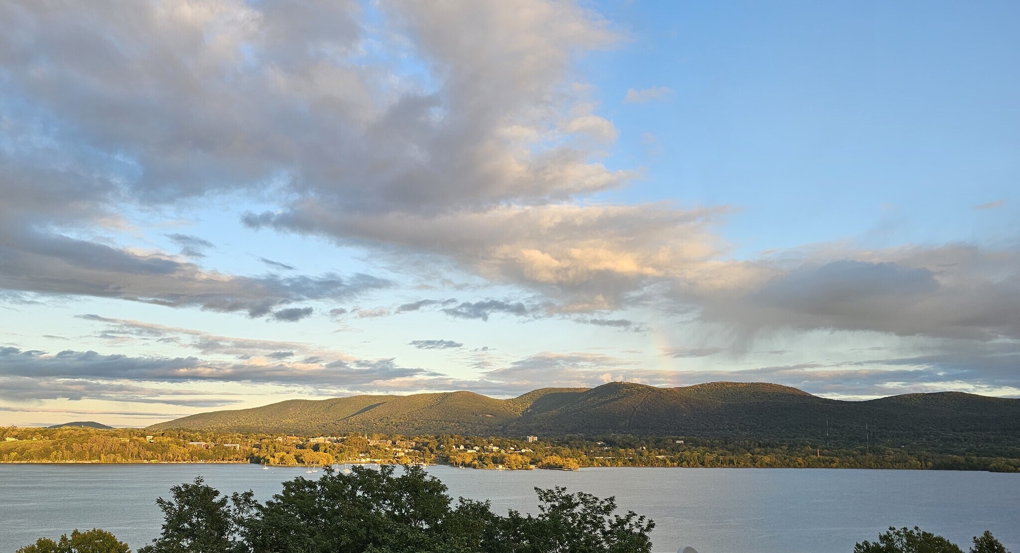 Hudson Highlands vista - 176 Montgomery St