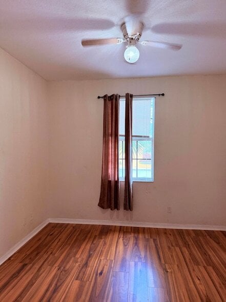 Building Photo - 779 Pipers Cay Dr