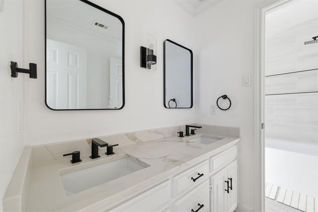 Building Photo - 18516 Featherwood Dr