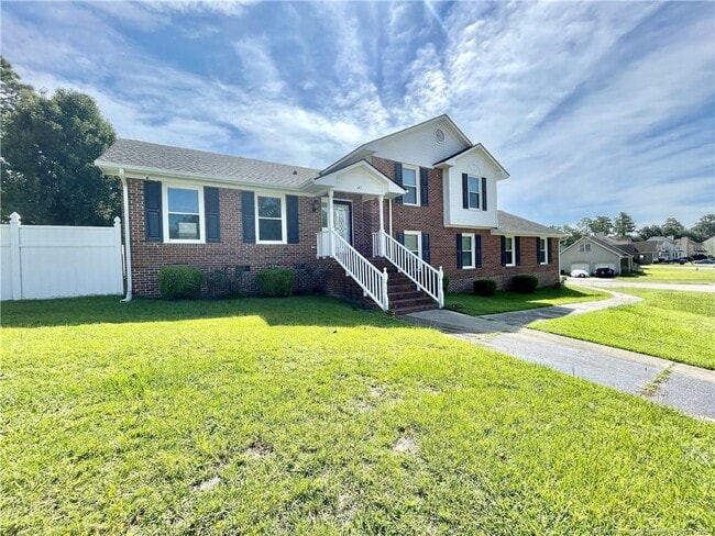 Building Photo - 127 Kristin Ave