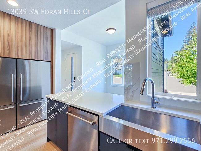 Building Photo - 13039 SW Foran Hills Ct
