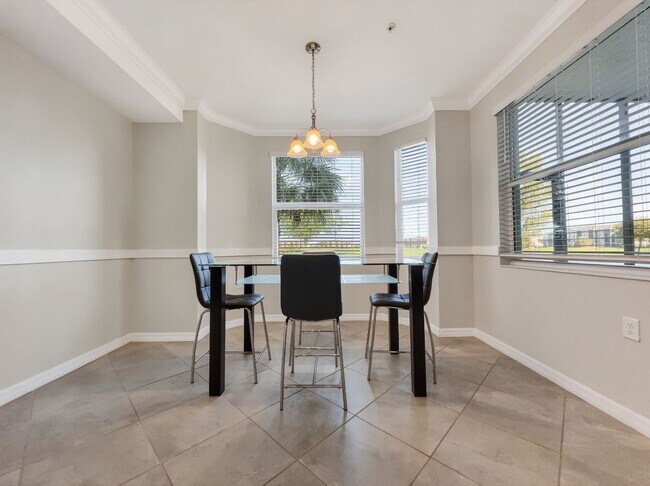 Building Photo - 5807 Double Eagle Cir