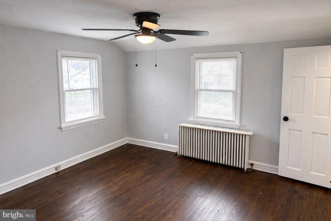 Building Photo - 203 Commonwealth Ave