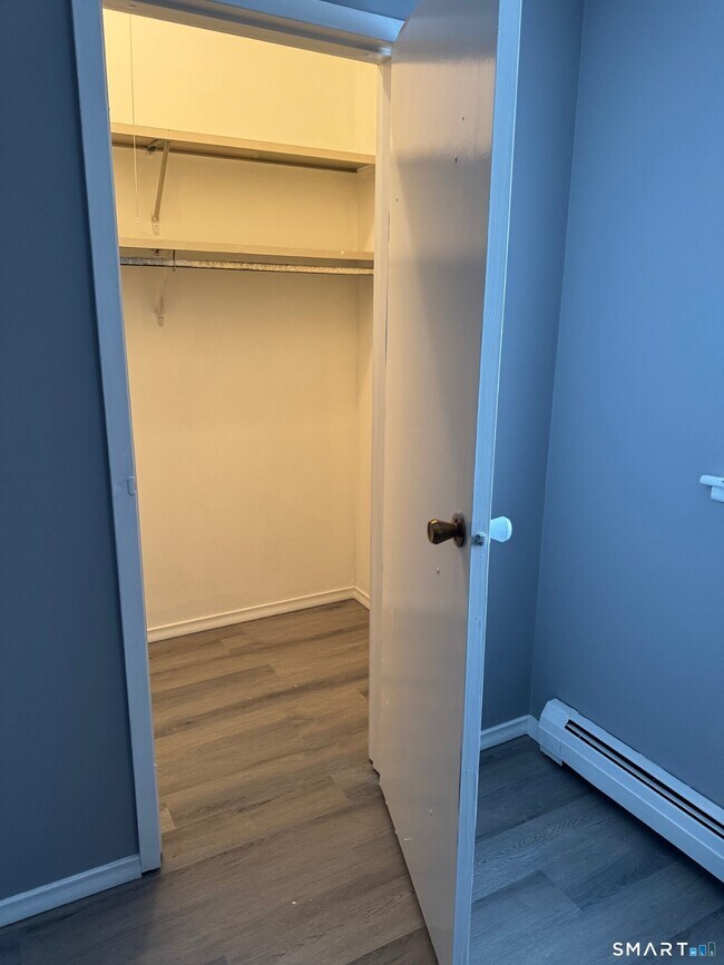 Building Photo - 235 Henry Ave