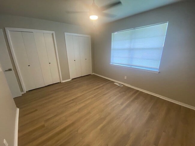 Building Photo - Remodeled 3 Bedroom - Union Schools! Self-...