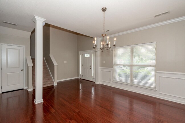 Building Photo - West Knoxville 37932 - 4 bedroom, 2.5 bath home - Call Jean Chung (865) 386-1022