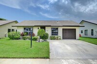 Building Photo - 2756 Carnation Ct