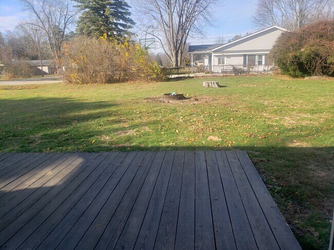 Building Photo - 4285 Parker Rd