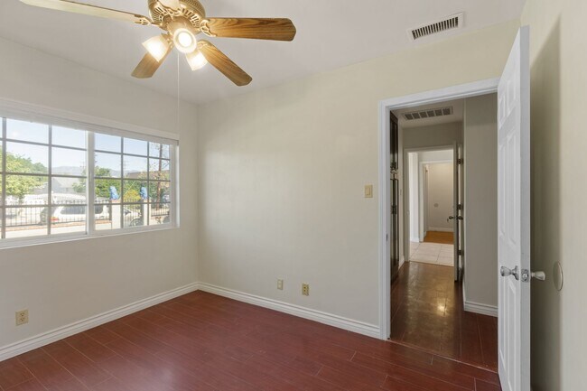 Building Photo - Spacious Mission Hills Home – Modern Comfort in a Prime Location!