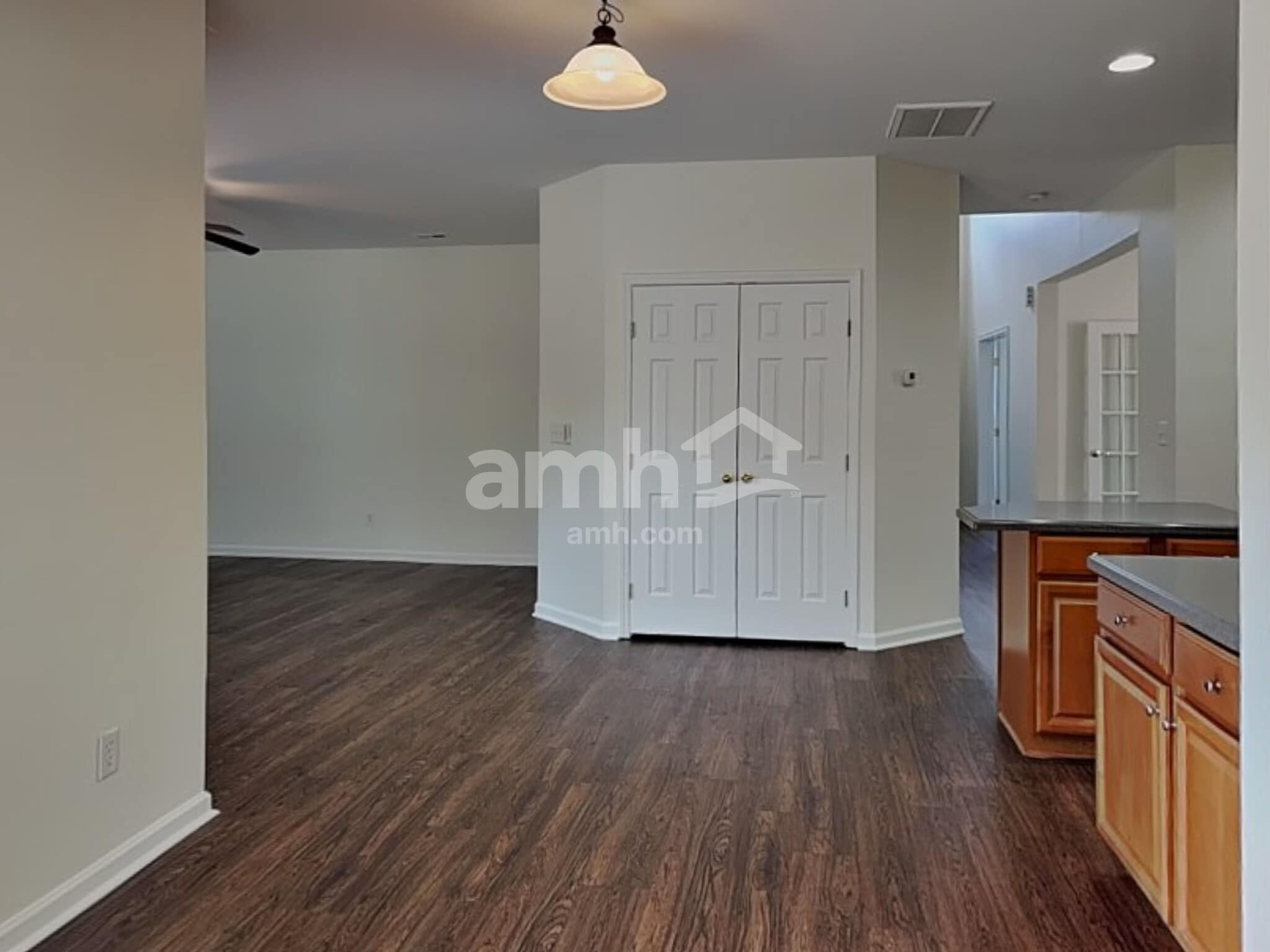 Building Photo - 1039 Canopy Dr