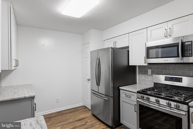 Building Photo - 4707 Aberdeen Ln