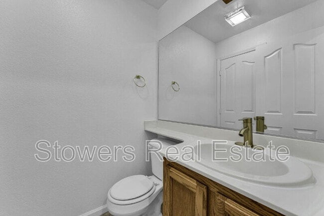 Building Photo - 309 Cam Arroyo