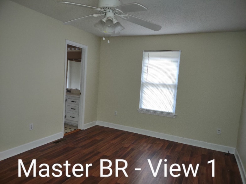 Building Photo - 6 Calico Ln