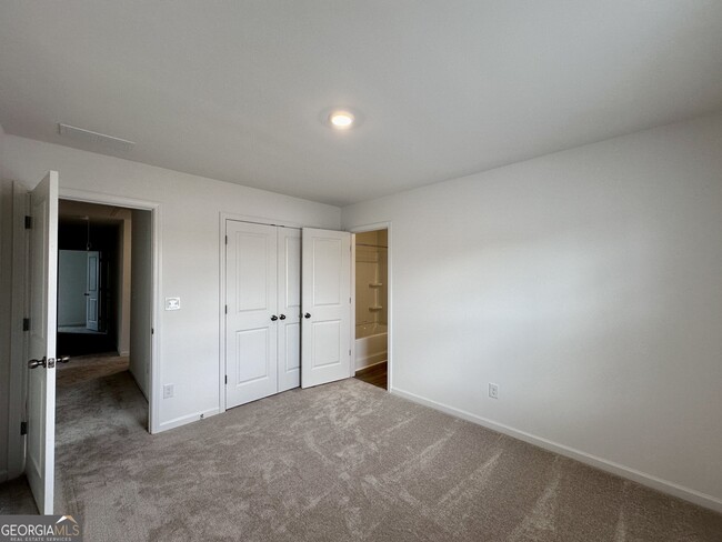 Building Photo - 113 Sunny Side Wy
