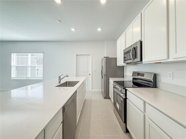 Building Photo - 5824 Meditation Dr