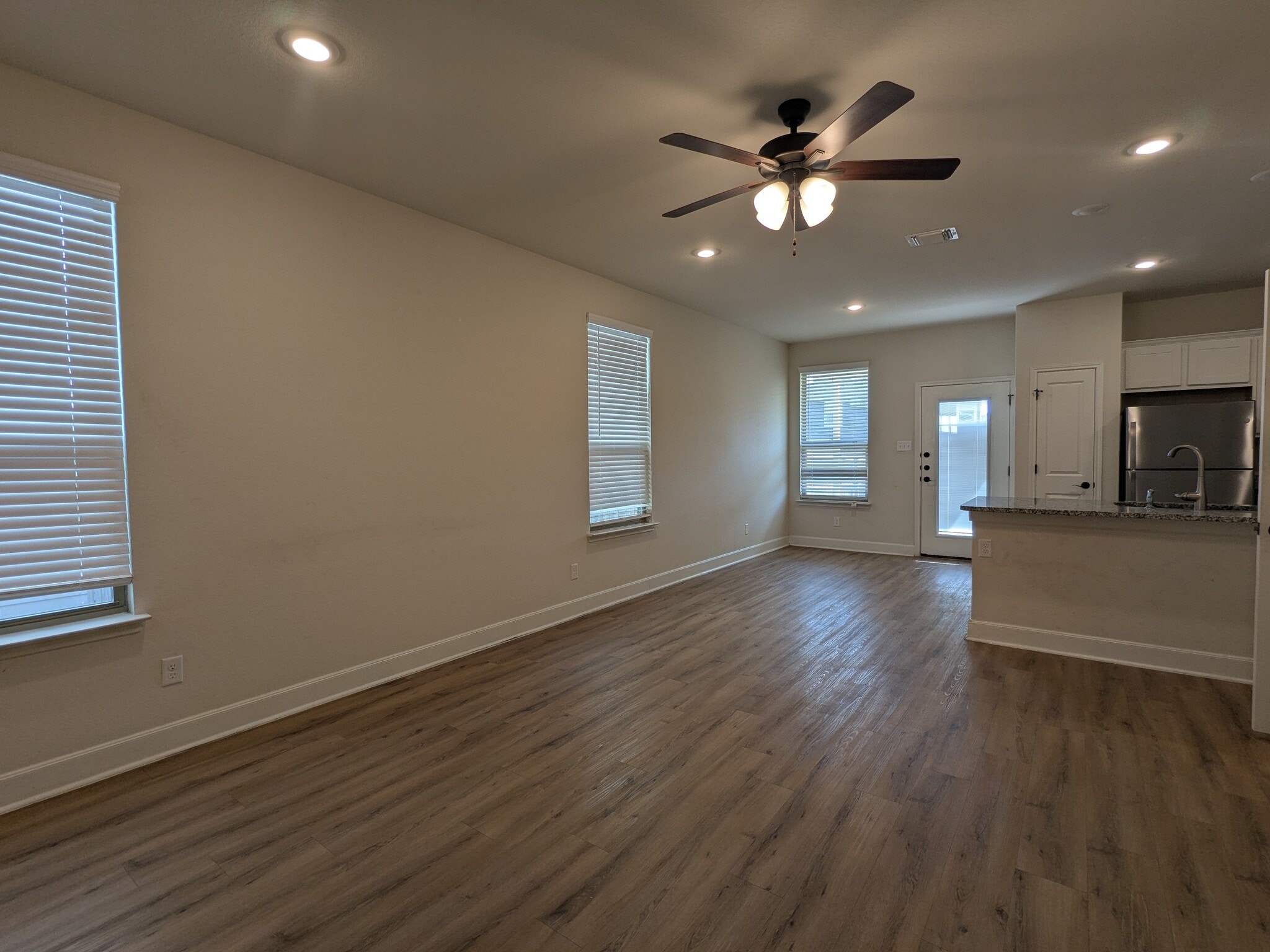 Living and Dining - 7613 Agave Bnd