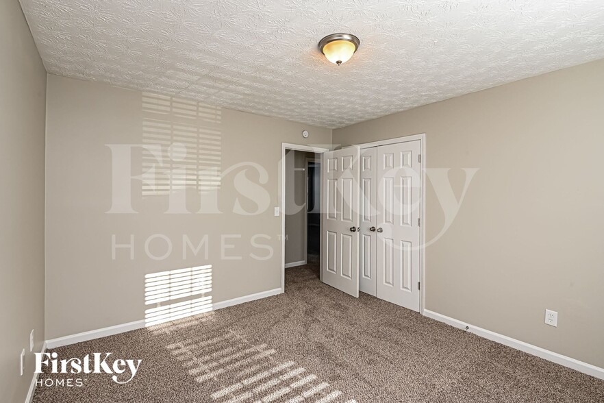 Building Photo - 344 Mary Alice Dr