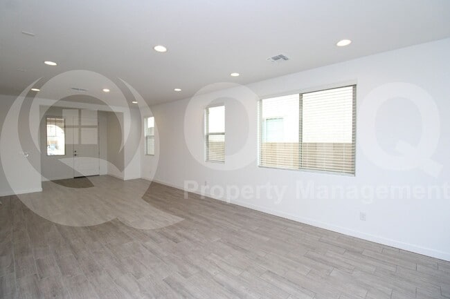 Building Photo - 9535 W Roma Ave