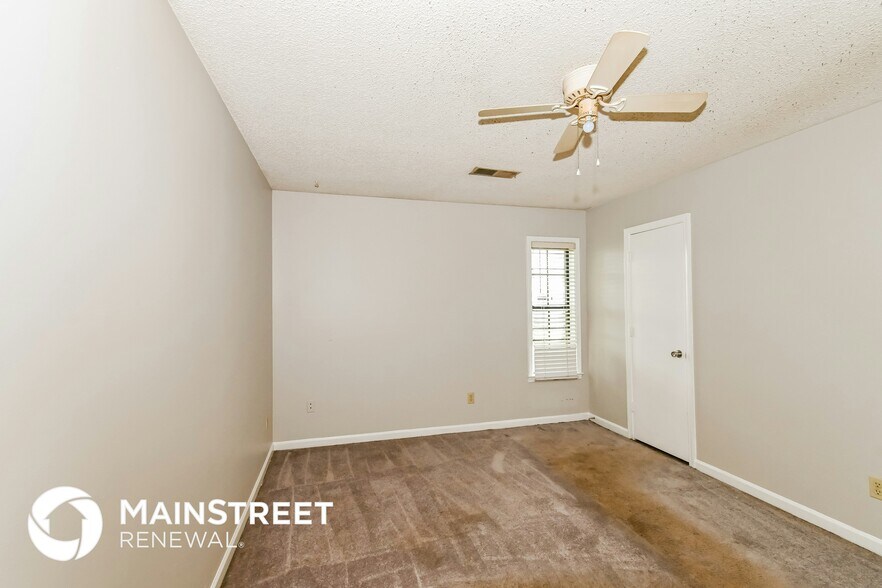 Building Photo - 6770 Starkenburg Ln