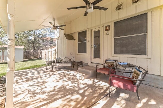 Building Photo - 7801 Callbram Ln