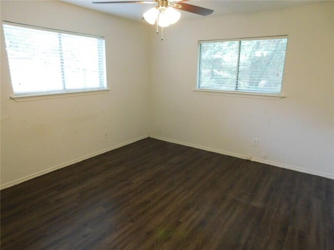 Building Photo - 3308 Hycreek Dr