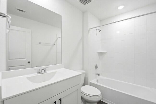 Building Photo - 3014 Liams Tower Ln.