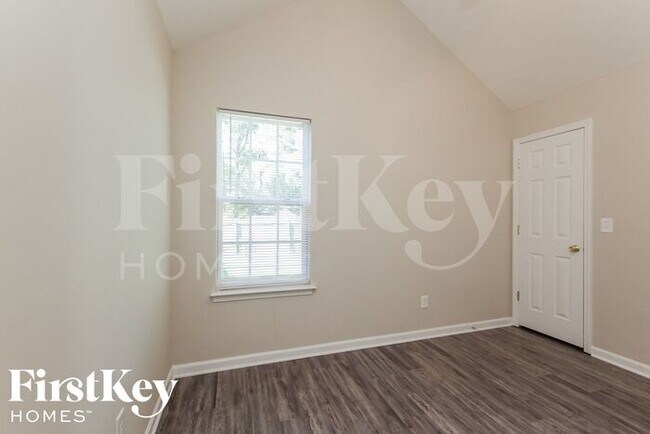 Building Photo - 2445 Anna Garrison Rd