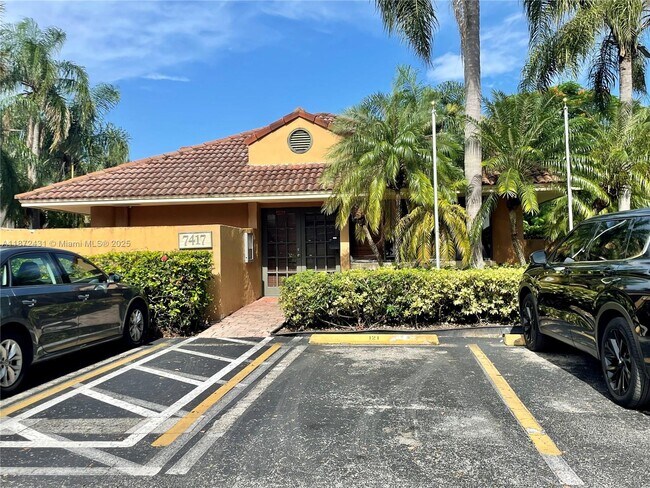 Building Photo - 7415 SW 152nd Ave