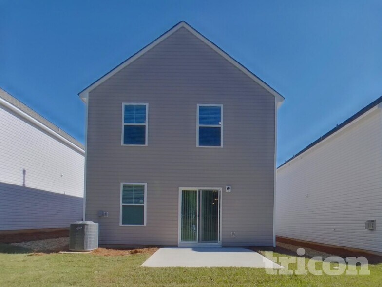 Building Photo - 1077 Crescent Moon Lp