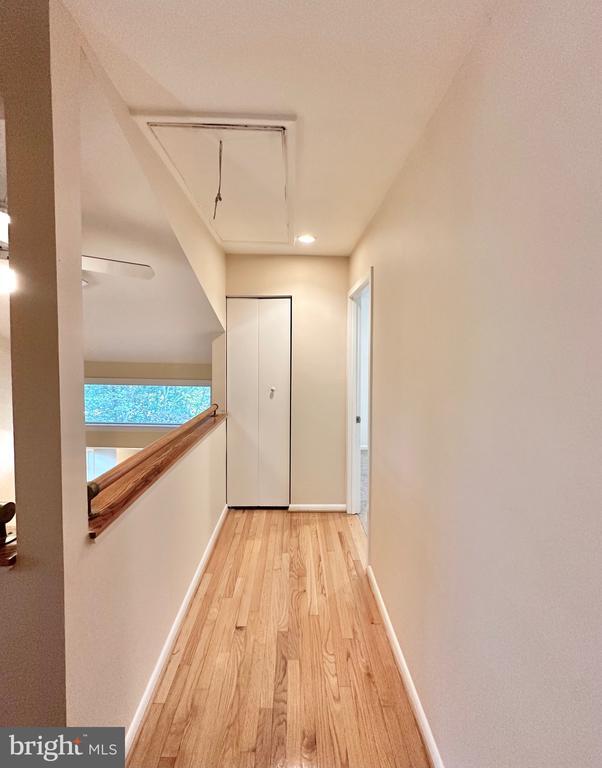 Building Photo - 2021 Lakebreeze Way