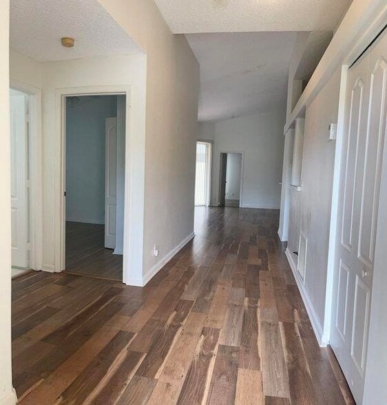 Building Photo - 9761 Boca Gardens Cir N