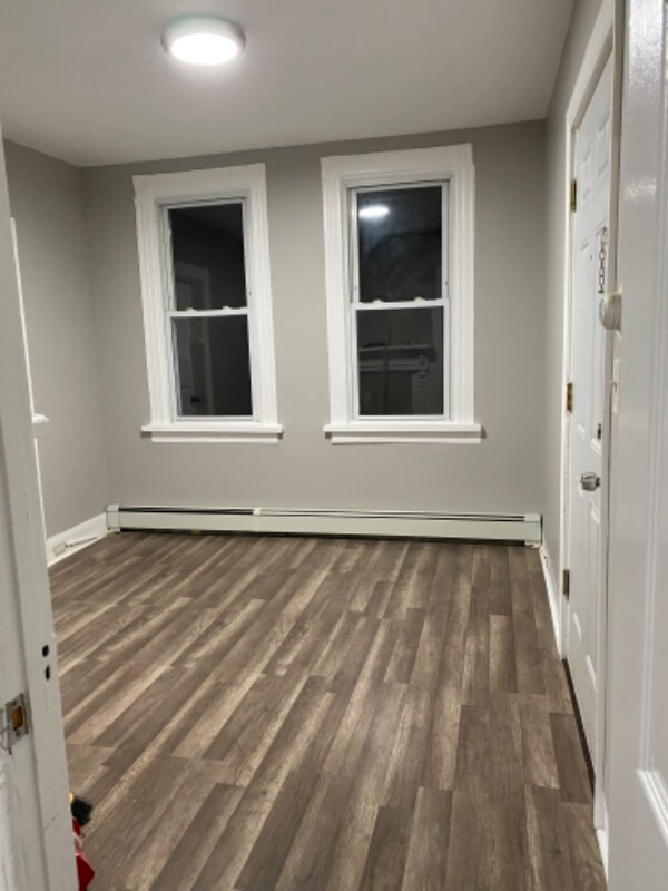 Building Photo - 387 Morrissee Ave
