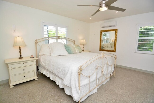 Building Photo - 212 Kings Lynn