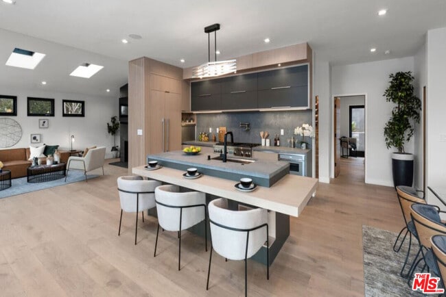 Building Photo - 3936 Farley Ct