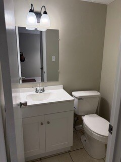 Building Photo - 4811 Frontage Rd NW