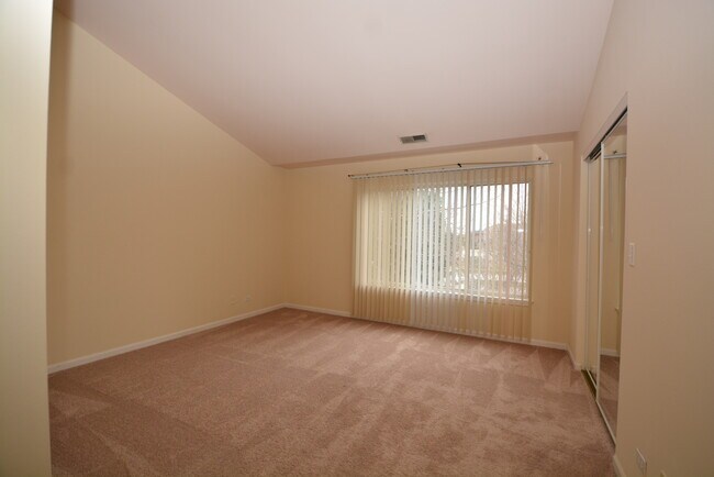Building Photo - 3073 Kentshire Cir