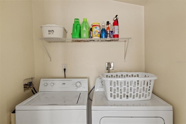 Building Photo - 439 E Boyer St