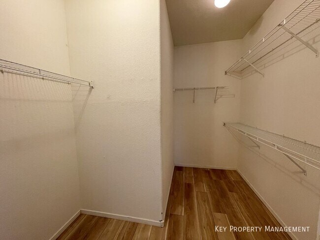 Building Photo - 6160 Rumrill St